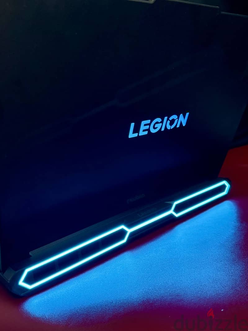 Legion pro 7 GeForce RTX 5090 1