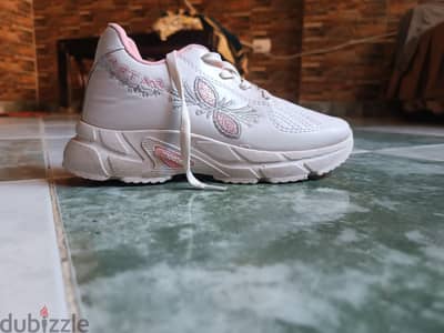 master shoes size 37 =19cm