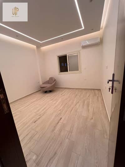 Apartment for sale in North Lotus, Fifth Settlement, 5 minutes from the Southern Teseen Street, super lux finishing and modern