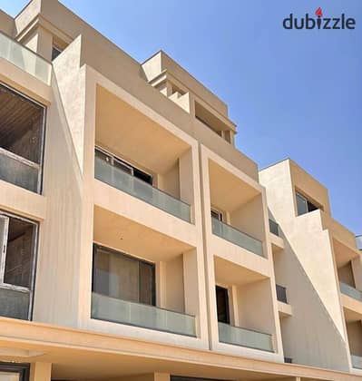 شقة متشطبة بفيو كامل على لاند سكيب  فى بى اكس بجانب ذا كراون وسوان ليك PX Palm Hills