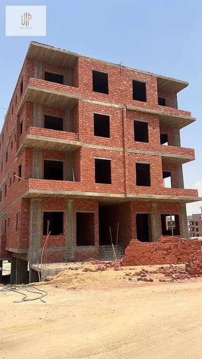 Apartment for sale, immediate delivery in Beit Al-Watan, New Cairo, the integrated neighborhood, minutes from the Suez Road and Teseen Street