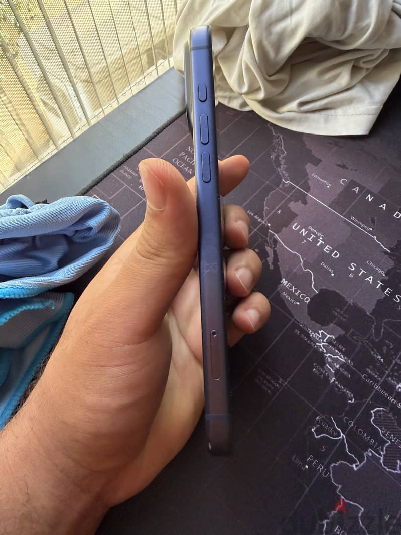 iPhone 17 Pro Max 256GB Deep Blue – 100% Battery 4