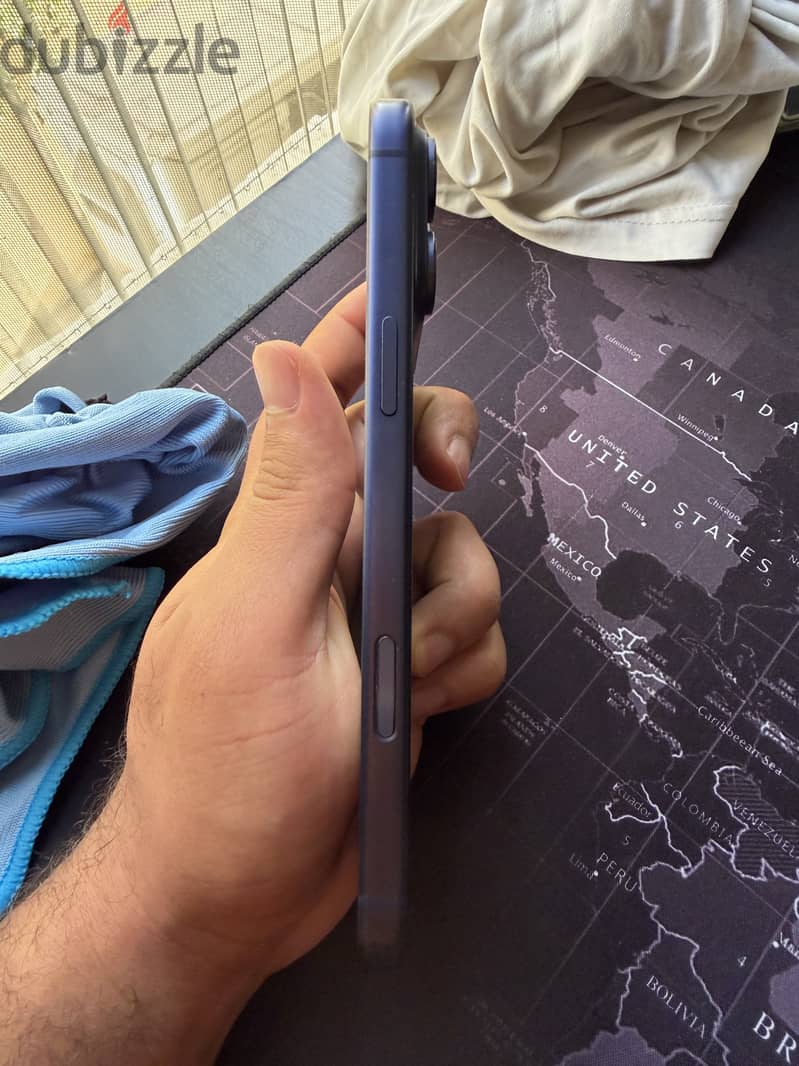 iPhone 17 Pro Max 256GB Deep Blue – 100% Battery 5