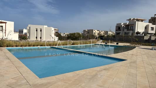 للبيع: توين هاوس في "مكادي هايتس" (Makadi Heights) 