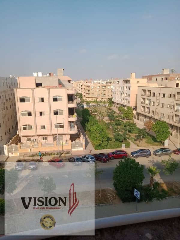 Apartment for sale directly from the owner, ready for immediate handover; 213 sqm; located in Al-Shorouk City, near Madinaty.