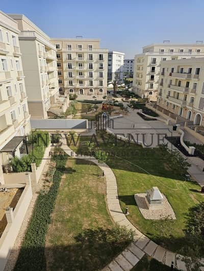 best price in market apartment for sale in Hydepark new Cairo with prime location on greenery view