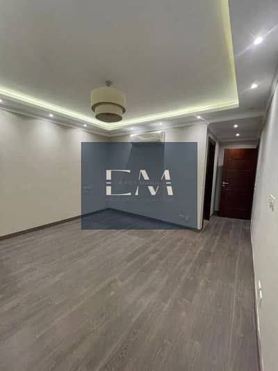 Apartment for rent in Hyde Park Compound