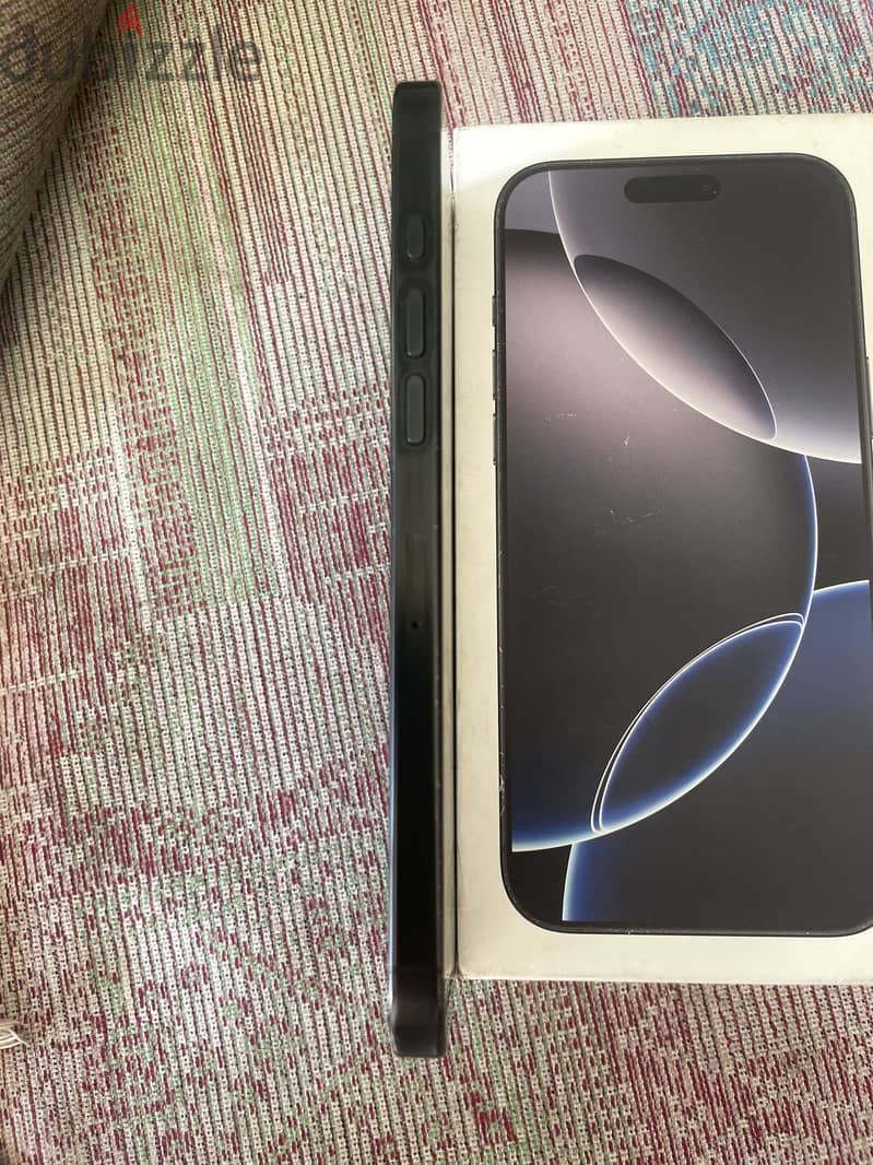 Apple - iPhone 16 Pro Max 4