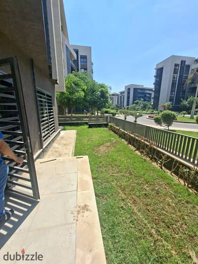 Apartment for sale, ground floor, 96 sqm with a 45 sqm garden, very good deal, immediate delivery at the lowest offer