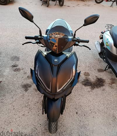 سكوتر qj ax200 حالته ممتازه