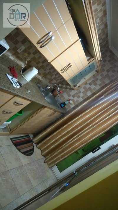 Furnished apartment for rent in Al-Mushtamer Al-Sagheer buildings, next to The Gate Mall and all services.