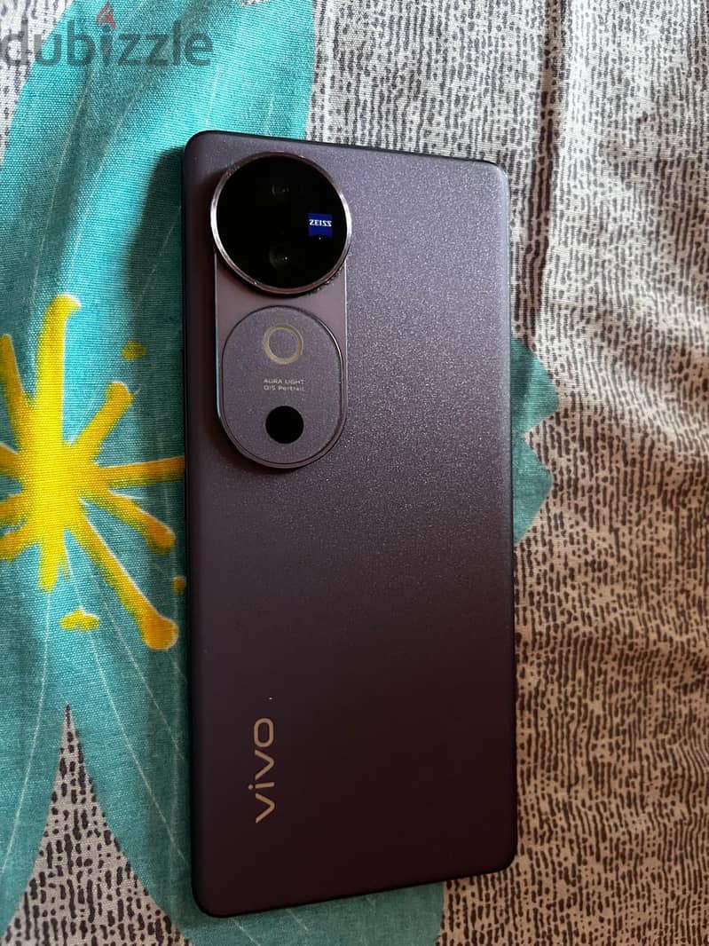 vivo 40 3