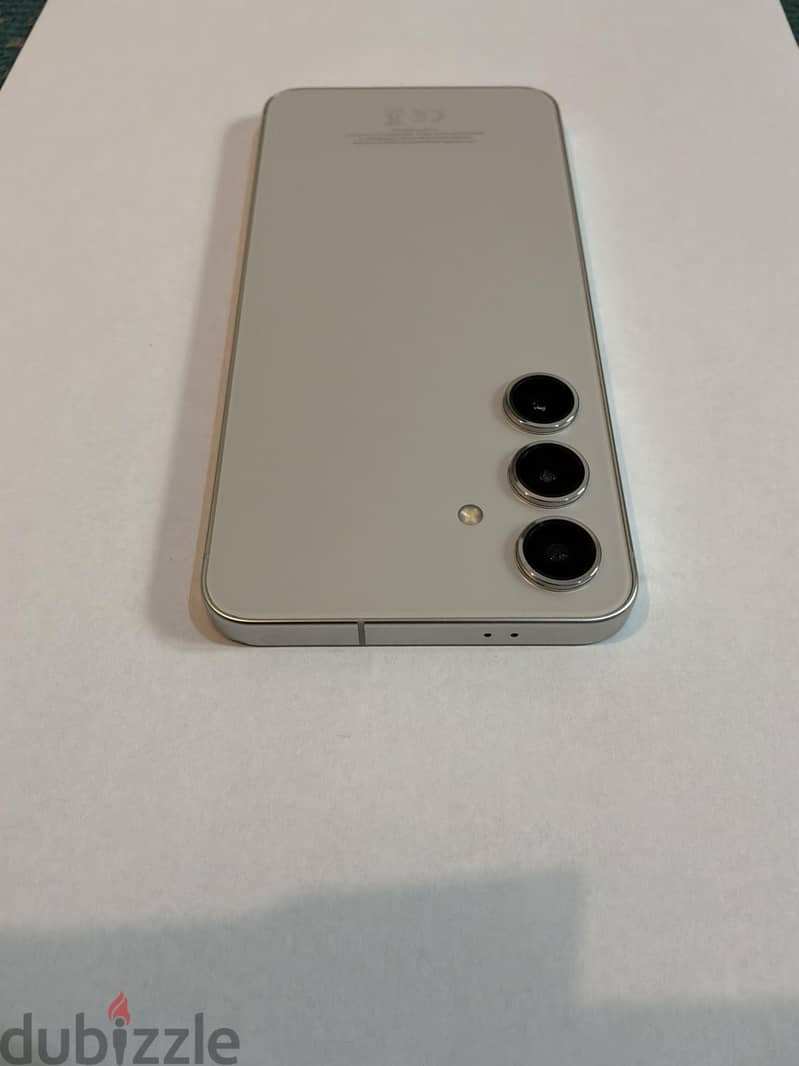 Samsung S24 2