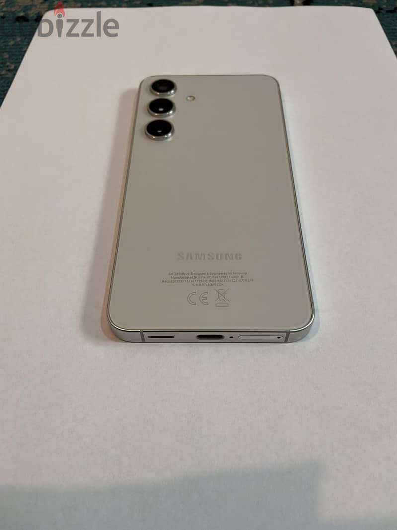 Samsung S24 3