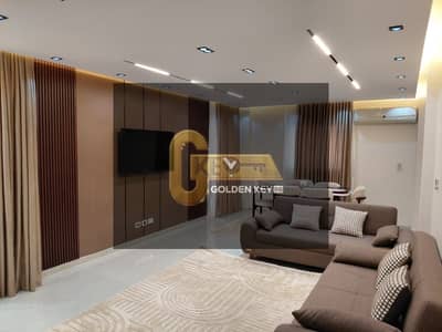 Luxury apartment for rent, featuring Super Lux finishing in a prime location within Madinaty, close to daily essential services