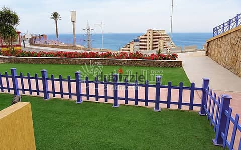 شاليه للبيع ارضي بجاردن خاصة ،فيو مميز علي بحر الحدائق المعلقة  – بورتو السخنة
