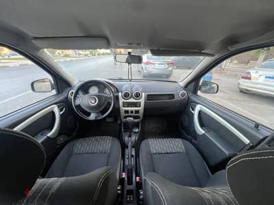 Renault Logan 2013