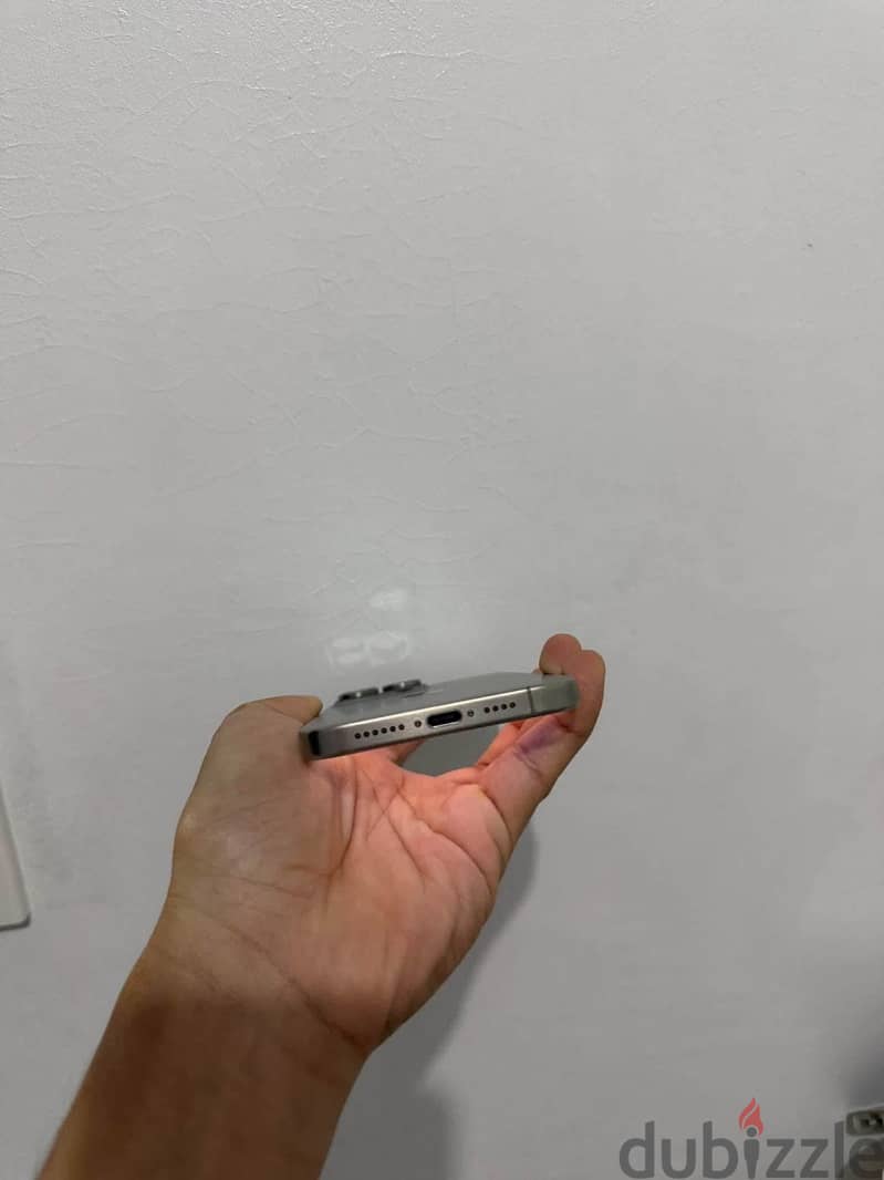 Apple - iPhone 15 Pro Max 2
