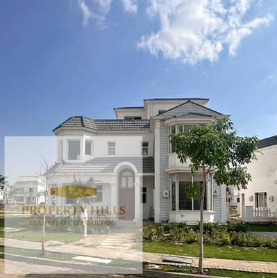 Latest villa for sale at the old price, immediate delivery and finishing in the heart of the Fifth Settlement, in front of the Public Prosecutor's office, with a distinguished area. Latest villa for sale at the old price, immediate delivery and finishing in the heart of the Fifth Settlement, in front of the Public Prosecutor's office, with a distinguished area.