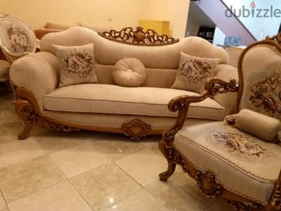 صالون جديد لم يستخدم خشب زان أحمر روماني تقيل