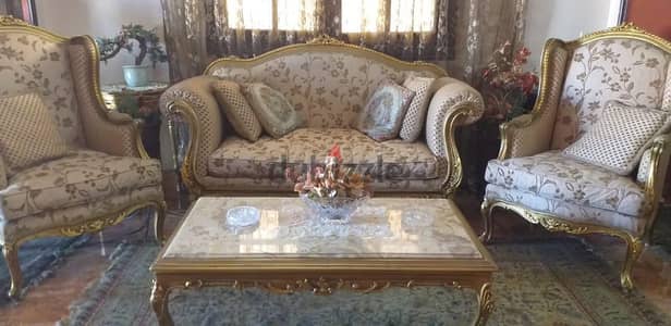 صالون فرنساوي