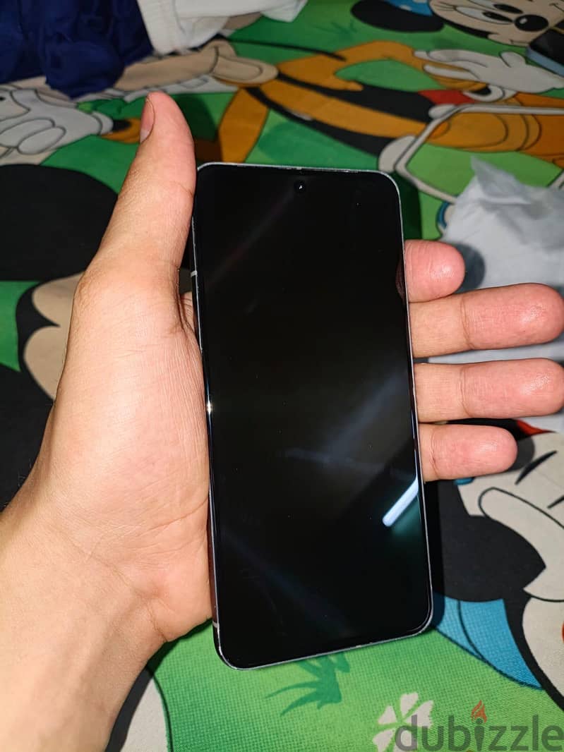 Google pixel 8 4