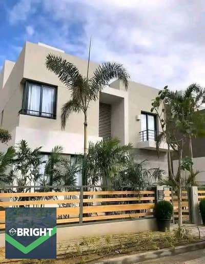 Standalone villa for sale - 457sqm with penthouse 55sqm and roof 147sqm - very prime location - lowest market price for limited time