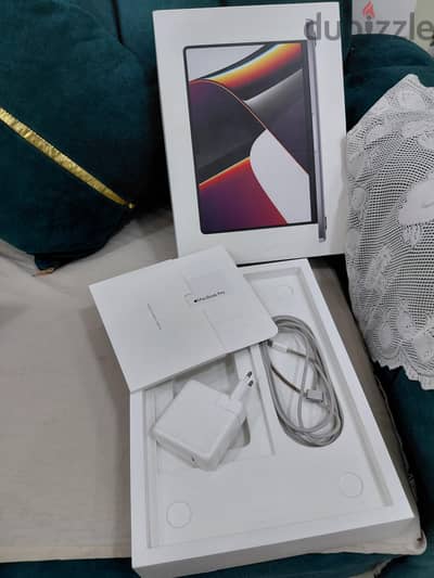MacBook pro M1 pro 2021 Like New With Box and charger