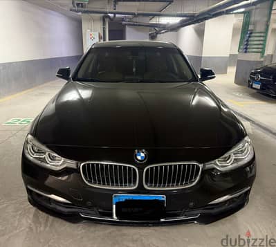 بي ام دبليو 320i 2017