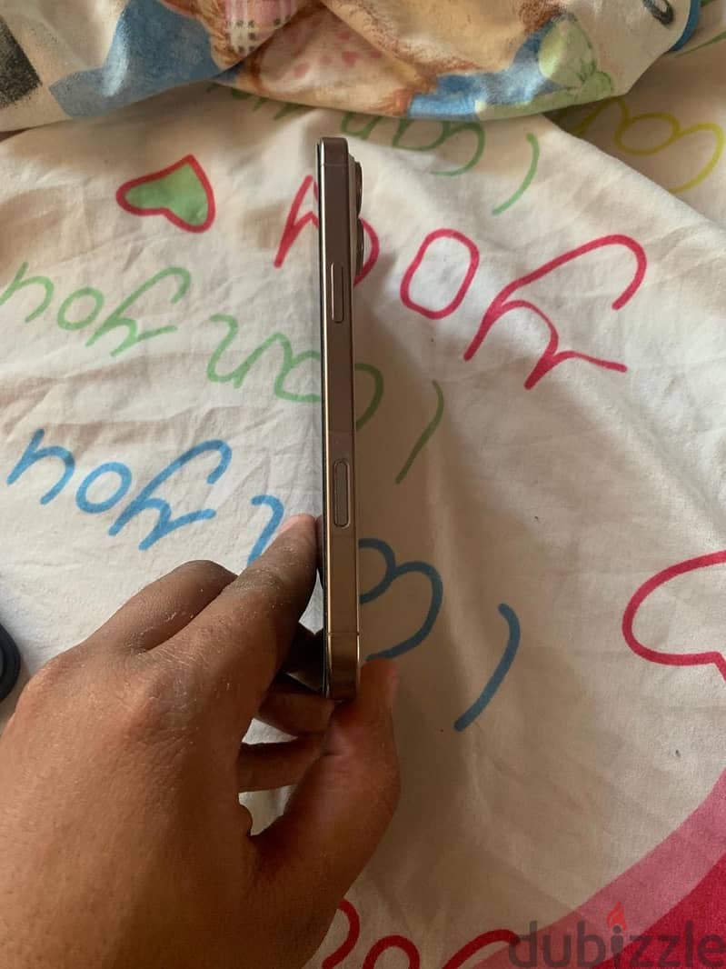 Apple - iPhone 16 Pro Max 1