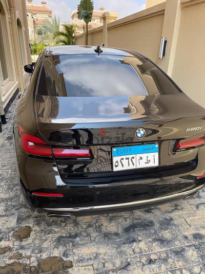 BMW 520I 2023 Luxury