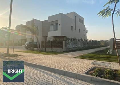 Townhouse (211 sqm) at the lowest price—immediate delivery, prime location, and open landscape view—in The Crown, Palm Hills (limited time offer).