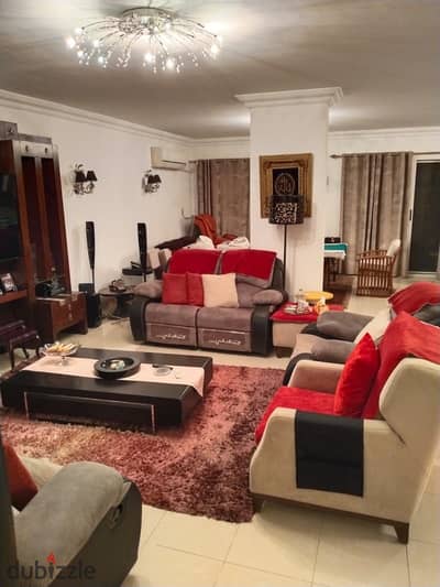 Apartment 300m for sale in Al Rehab 2