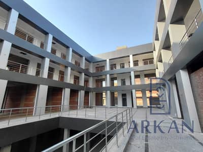 عياده 28م استلام فوري بمقدم 588 الف بجوار مستشفي الكبد والجهازز الهضمي وقسط شهري 20 الف mz