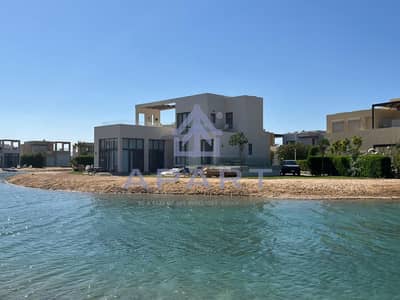 Early Delivery For Villa 3 BDR Sea View 0% Dp !!!