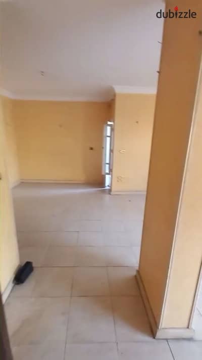 135 m apartment finished with a license in the division of the international hospital