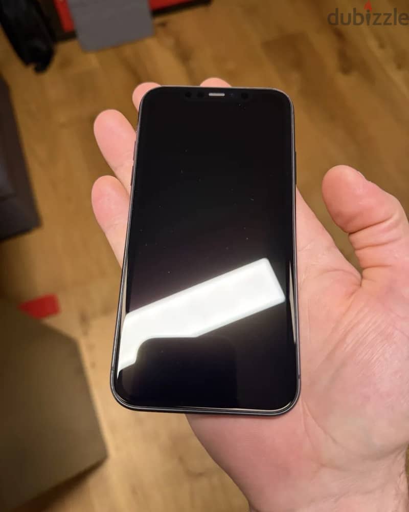 Apple - iPhone 11 4