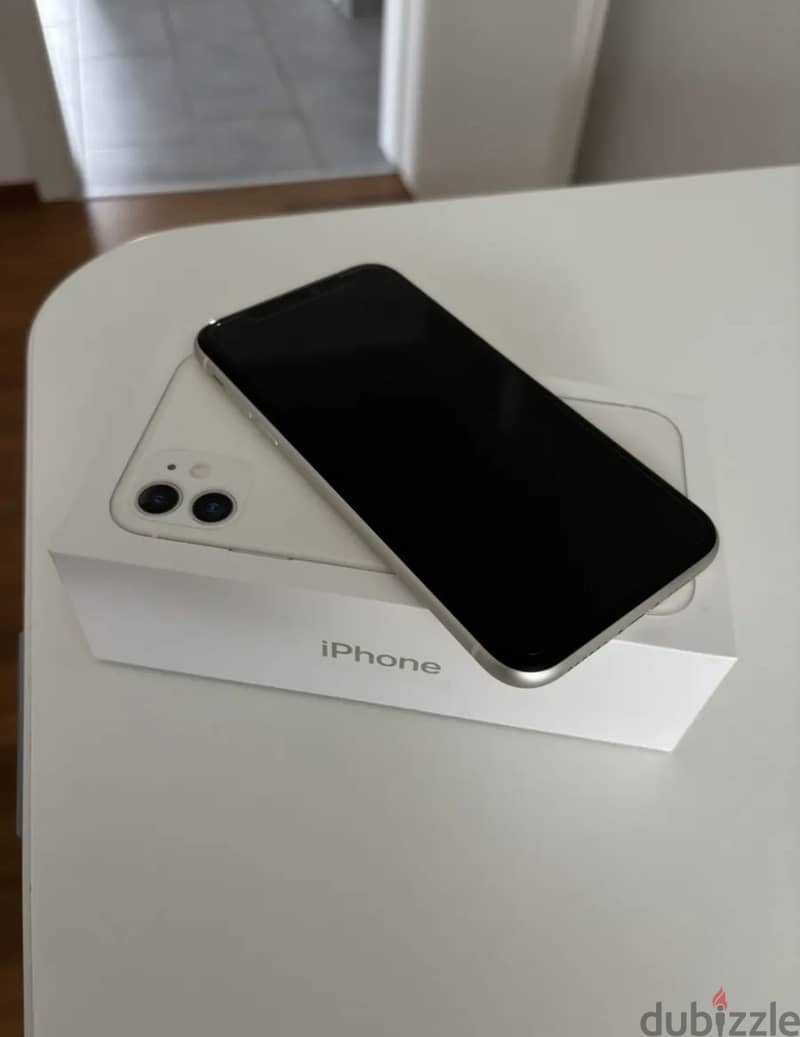 Apple - iPhone 11 4