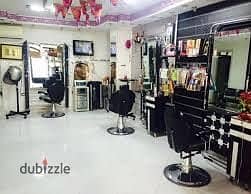 Beauty Center 250 m for rent with furnishings and high-end finishes, all amenities available: water and electricity in Alexandria, Sporting, second line from the sea, in a very distinguished location.