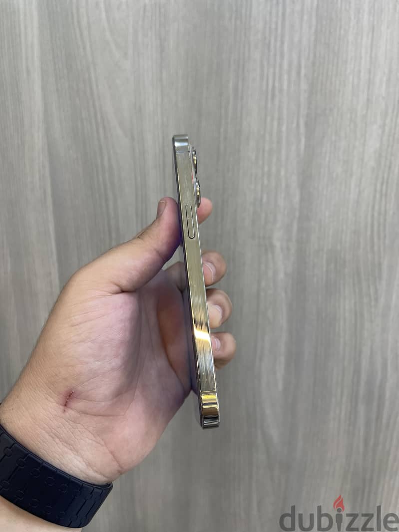 Apple - iPhone 13 Pro 1