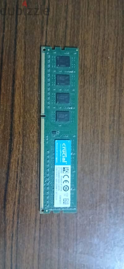 DDR3 بحجم 8 جيجابايت وبتردد 1600