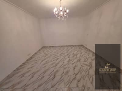 Available for rent (New Law) in Al Rehab: a 122-square-meter ground-floor apartment (without a garden) in Phase 9. It features 3 bedrooms, 2 bathrooms