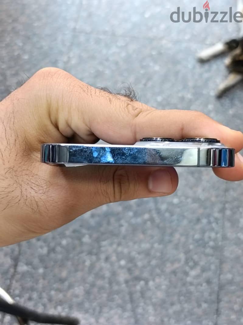 iPhone 13 pro Max 1