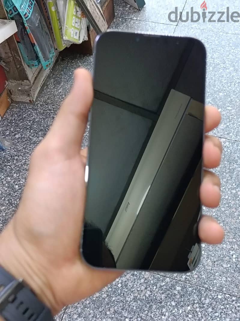 iPhone 13 pro Max 4