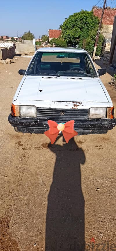 مازدا 323 1981