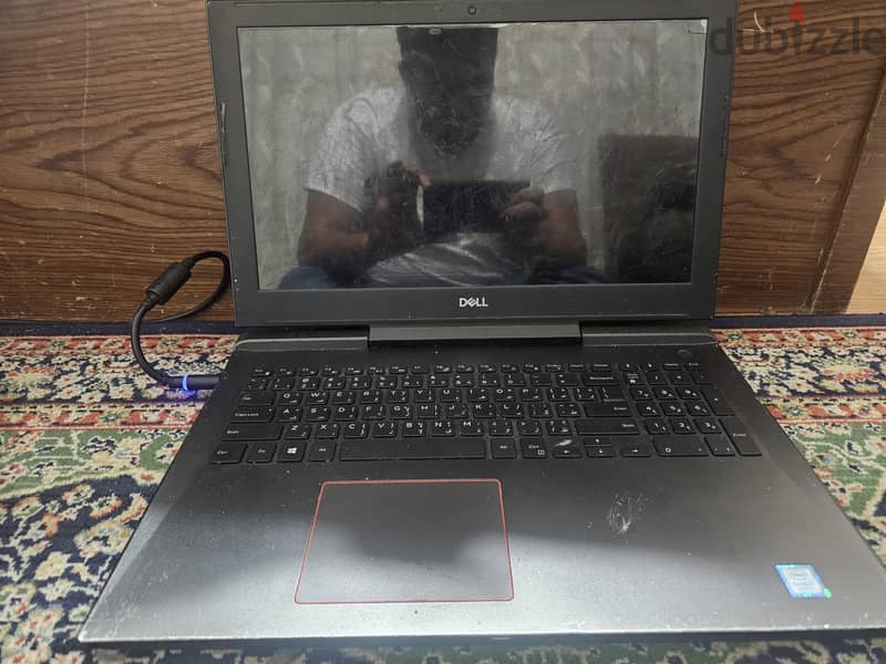 Dell Inspiron 15 7577 Gtx 1050 TI Intel i7 7th generation 1