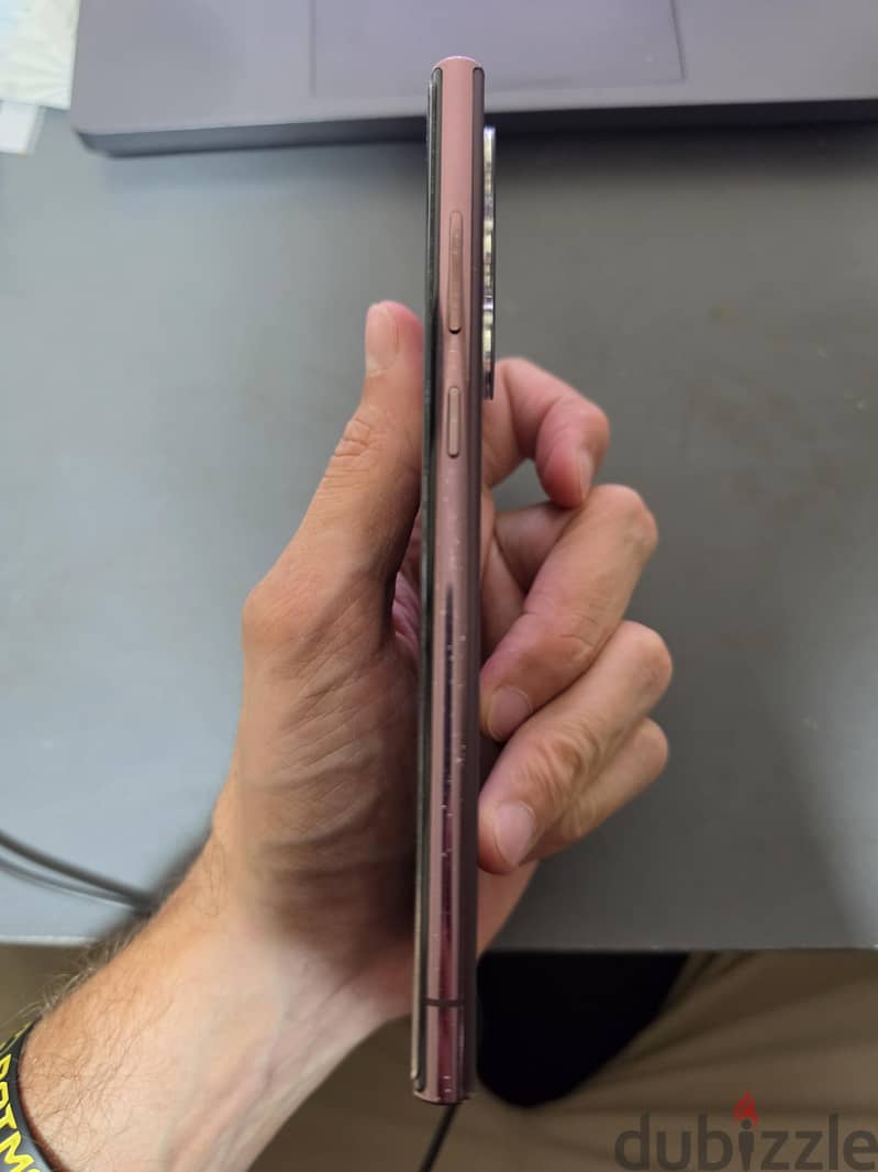 Samsung S22 Ultra 4