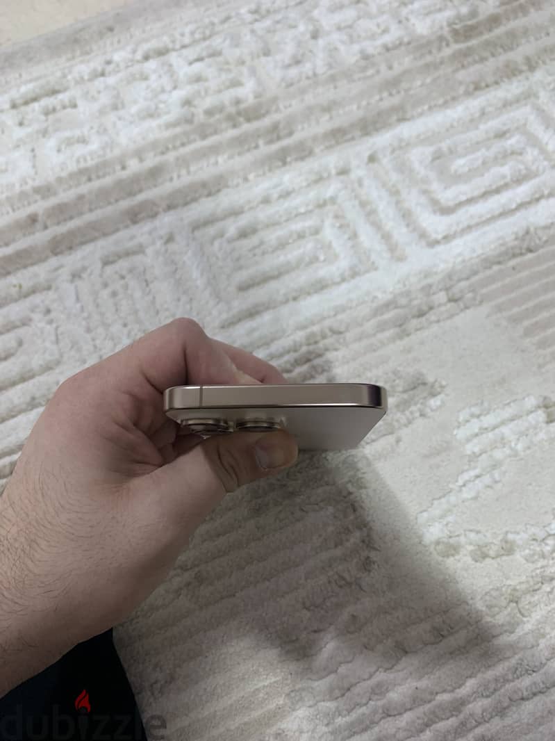 Apple - iPhone 16 Pro Max 2