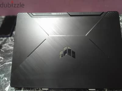 ASUS TUF Gaming15 للبيع استعمال سنه زي الجديد بي الكرتونه