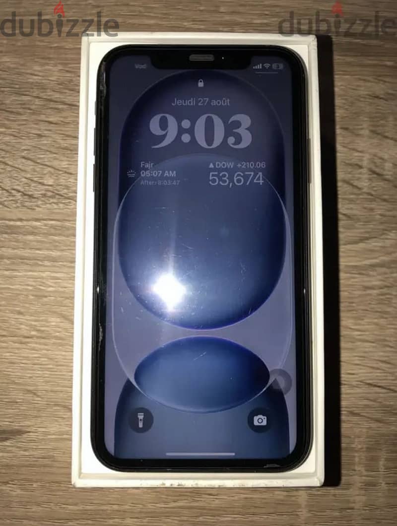 Apple - iPhone XR 1
